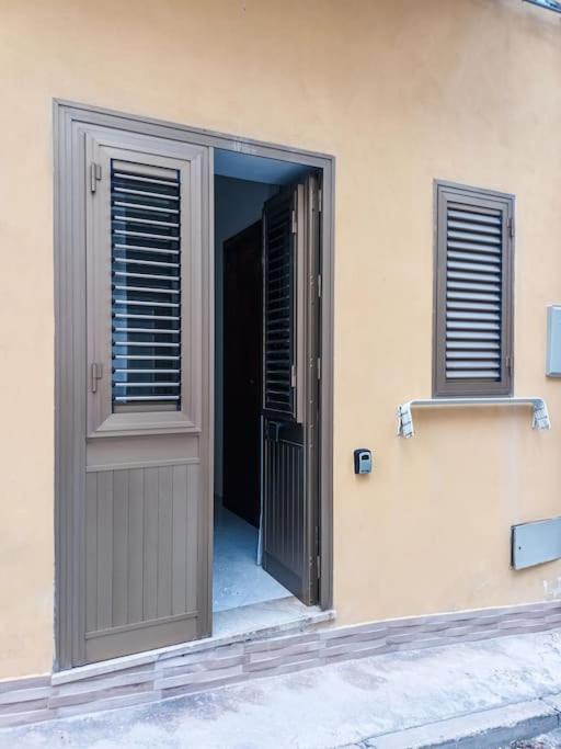 Confortevole Appartamentino كاستيلاّماري ديل غو المظهر الخارجي الصورة